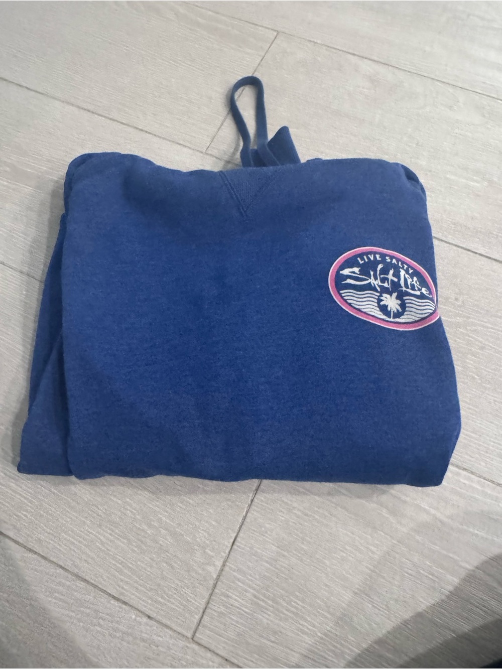 Salt Life hoodie size large